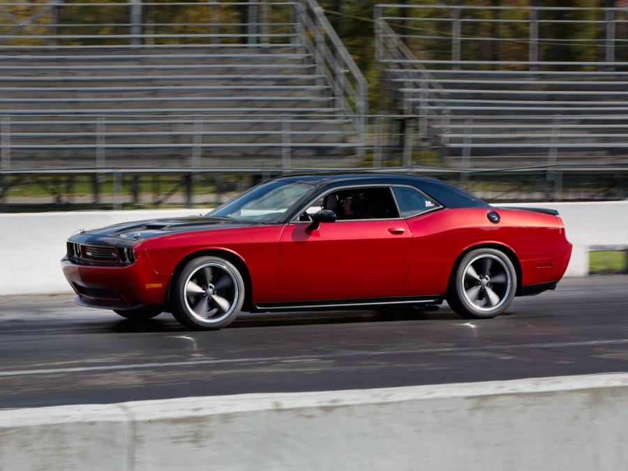  Dodge Challenger R/T Scat Package 3 2014 года  (фото 4 из 5)